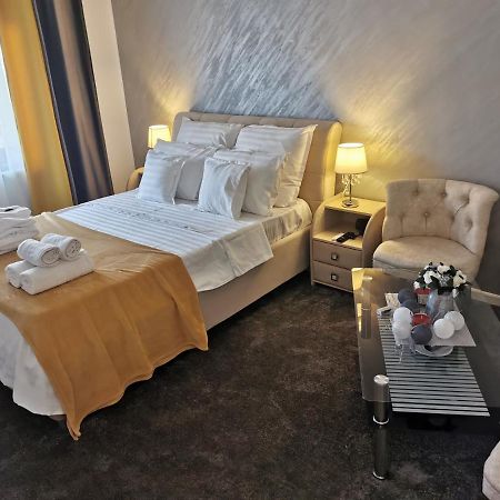 Târgu Jiu Casa Davison 아파트 외부 사진